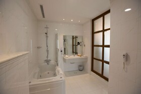 Amman International Hotel