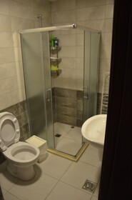 Arman Hotel Suites