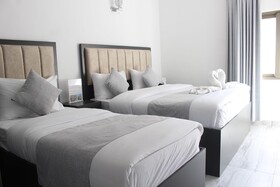 Holiday Season Hotel