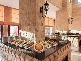 Grand Mercure Petra