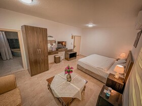 Petra Jewel Luxury Hotel