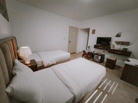 Petra Jewel Luxury Hotel
