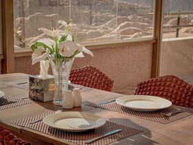Petra Jewel Luxury Hotel
