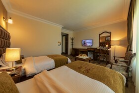 Town Season Hotel