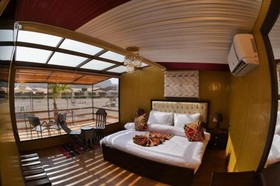 Rum Oasis Luxury Camp