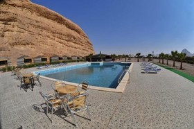 Rum Oasis Luxury Camp