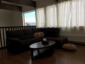 Jadan House