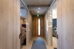 Off Piste Chalet by H2 Life