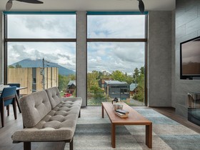 Off Piste Chalet by H2 Life