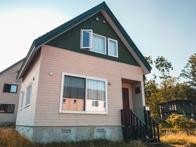 Trailside Apartments & Chalet