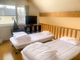Trailside Apartments & Chalet
