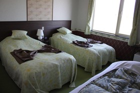 Petit Hotel Blanc Fleur