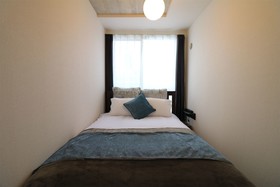 Glass Shiseikan