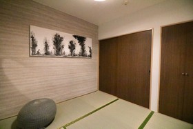 Sky Court 717