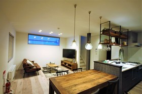 Teine White House