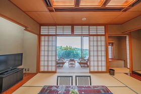 E Joy Inn Atami