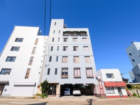 Tabist Green Business Hotel Hakui