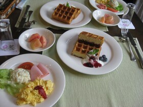 Pension & Craft Shop Hanamizuki
