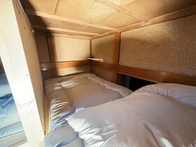 Hotel1800