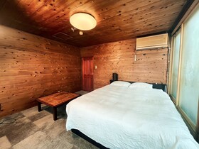 Hotel1800