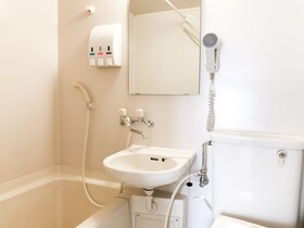 Hotel And Renta Car 660 by OYO Rooms