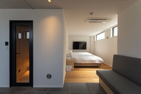 9 Hotel Tenjin