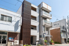 Grand Base Hakata Naraya