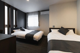 Grand Base Tenjin