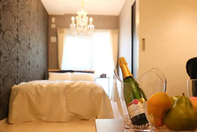 Hotel Guell Hakata