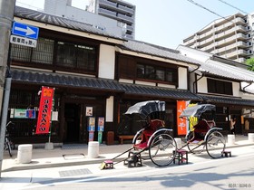 The BREAKFAST HOTEL