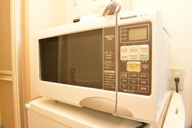 Local Nishijin Apartment
