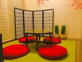 Local Nishijin Apartment