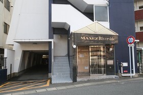 N33 Hakata Sta RiverSide