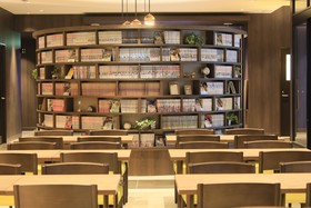 Quintessa Hotel Fukuoka Tenjin Comic & Books