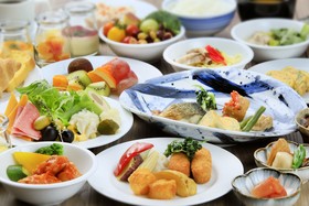 Quintessa Hotel Fukuoka Tenjin Comic & Books