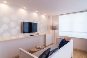 Ten Apartment Hotel