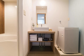 Ten Apartment Hotel