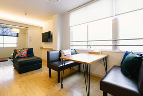 Ten Apartment Hotel