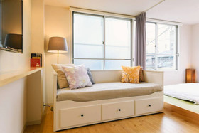 Ten Apartment Hotel