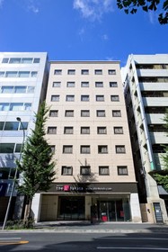 the b hakata