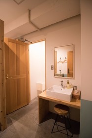 The Life Hostel & Bar Lounge