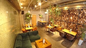 The Life Hostel & Bar Lounge