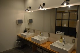The Life Hostel & Bar Lounge