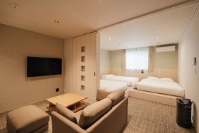 Hotel Ninestates