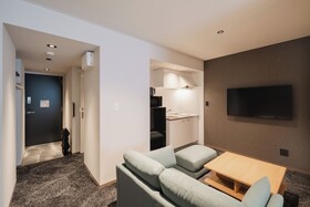 Hotel Ninestates