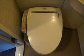 Quintessa Hotel Kokura Comic & Books - Kitakyushu