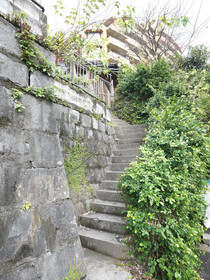 Sumitsugu House East