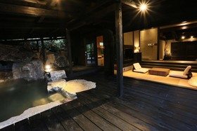 Kurokawa Onsen Gosho Gekkoju