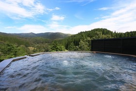 Kurokawa Onsen Gosho Gekkoju