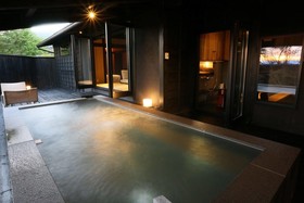 Kurokawa Onsen Gosho Gekkoju
